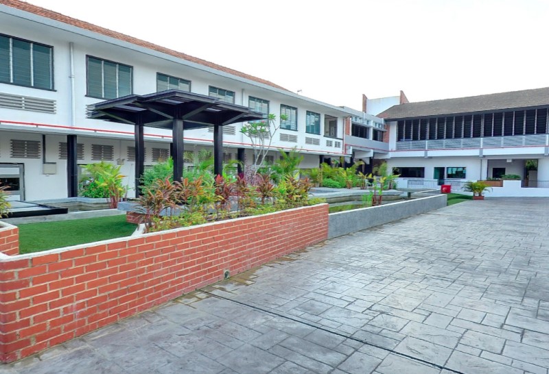 Hillside World Academy
