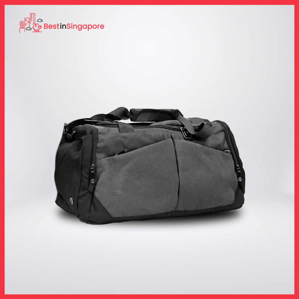 Luggage Outlet’s Sporty duffel bag