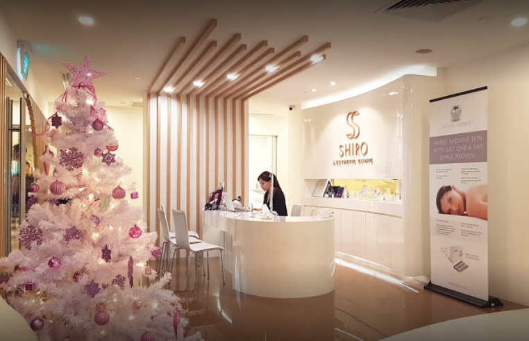 Shiro Aesthetic Clinic's Front Desk