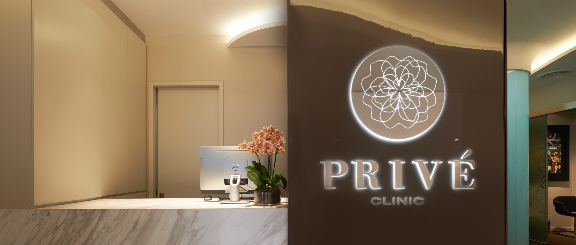 Prive Clinic's Front Desk