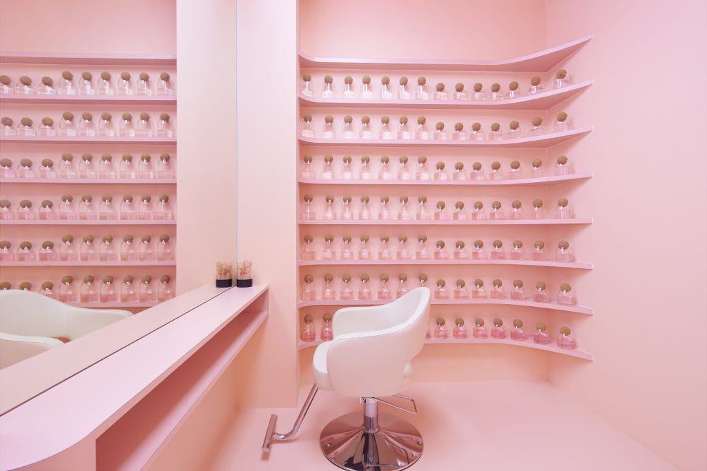 Chez Vous: Hideaway's Salon