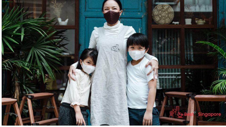 The mother automatically gets custody of the children