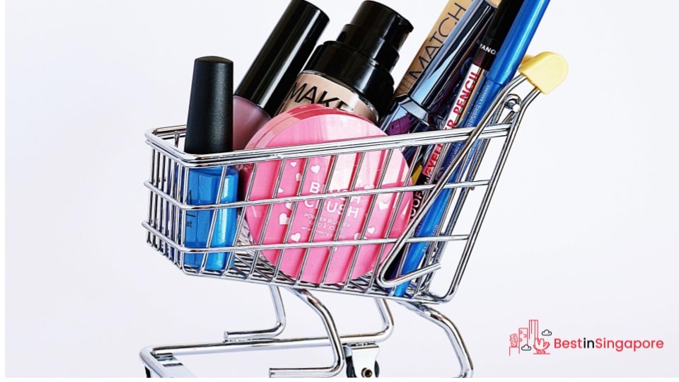 See if reviews come with details of the product or service