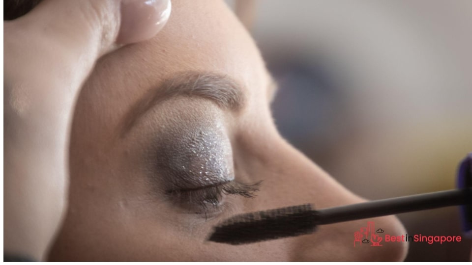 Don’t use expired makeup or dirty beauty tools