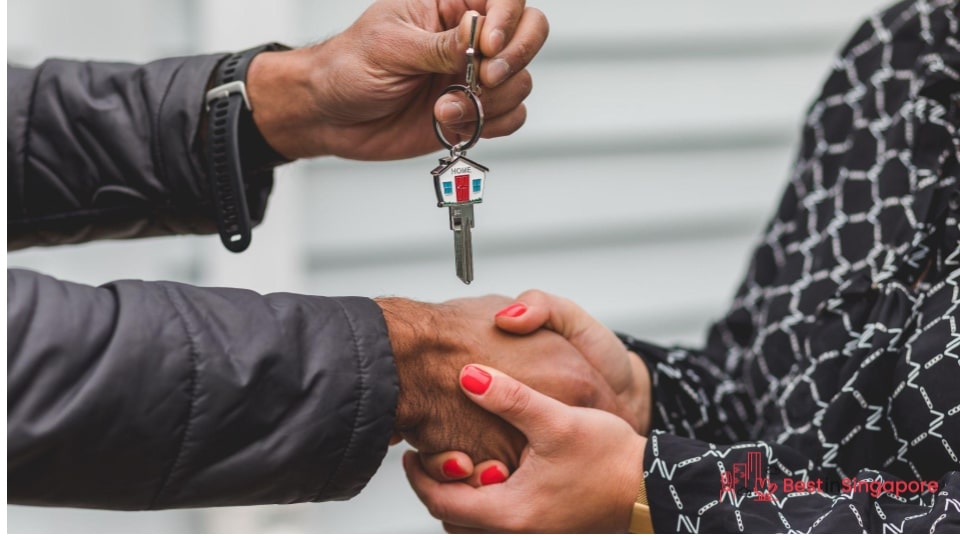 Know all the pros and cons of buying a house with cash