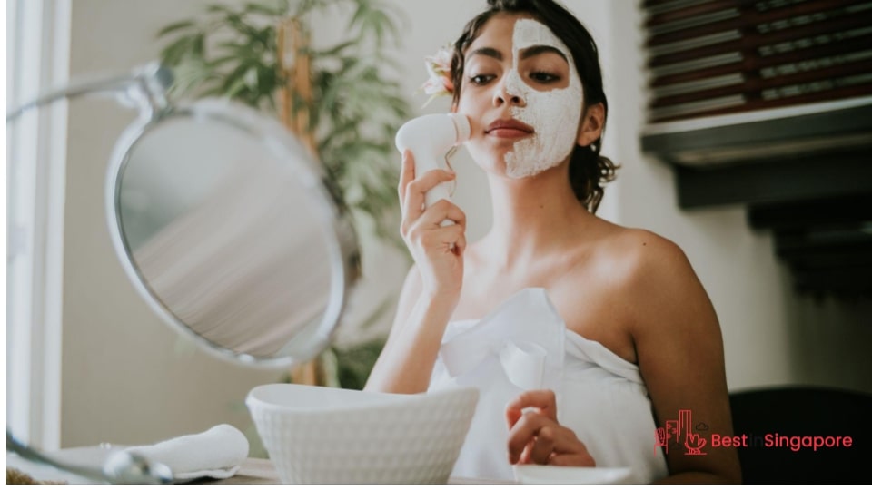 Use gentle cleansing products for the face