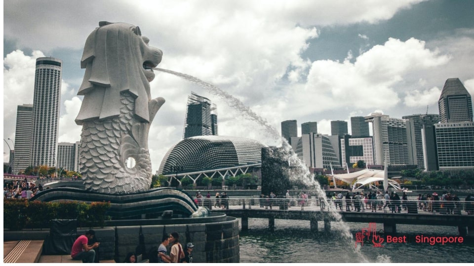 Around 26,000 Americans currently live in Singapore