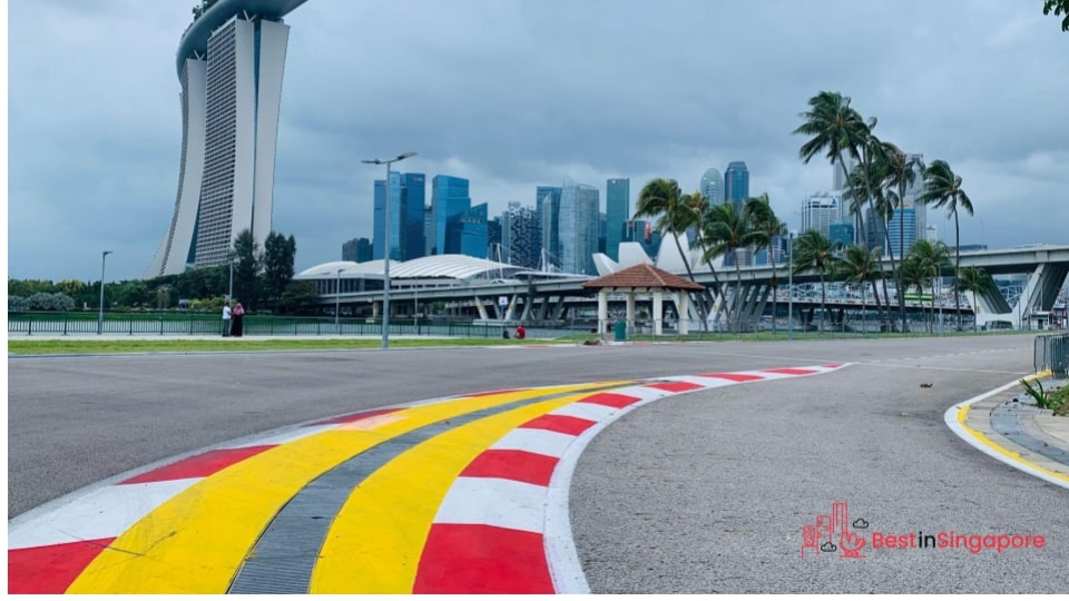 A lot of Singaporeans drive aggressively
