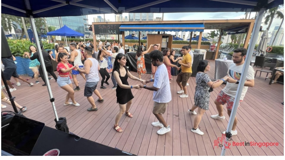 Caliente Dance