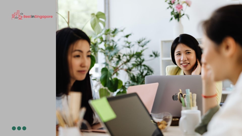 20 Singaporean Slang Words to Know for Work, Travel & More
