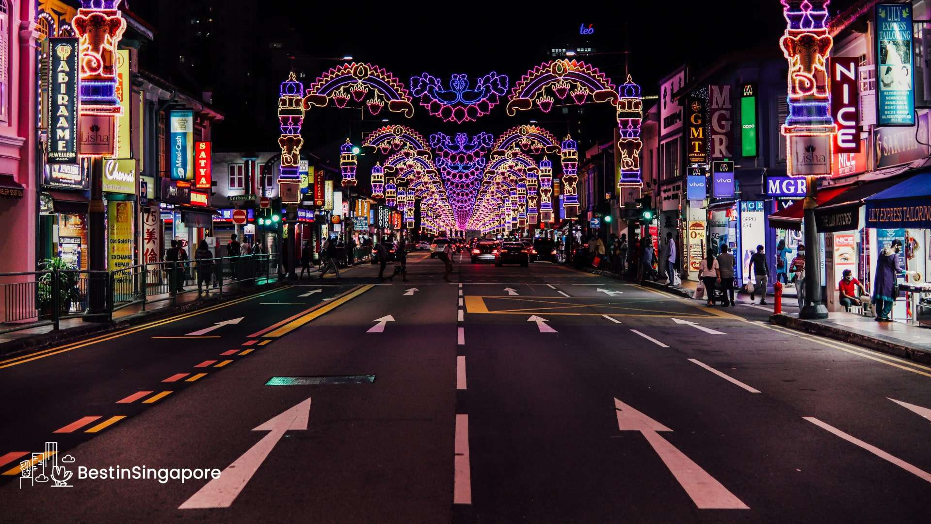 Discover Little India, a Charming Neighborhood in Singapore