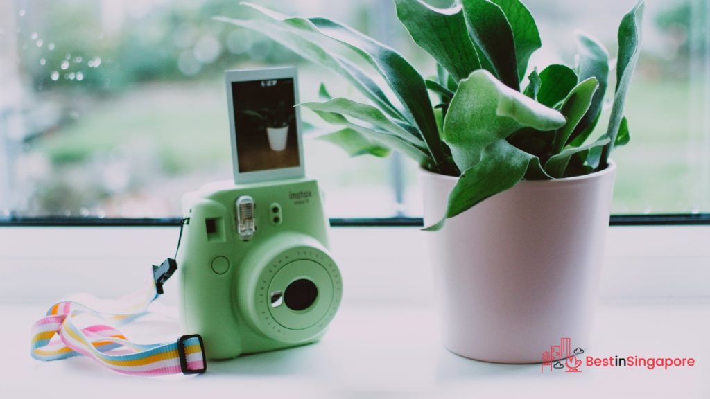 Instant Camera